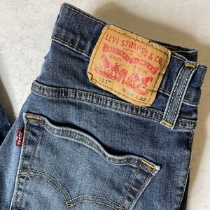 Levis 511 Slim Fit Jeans Mens 30x32 Dark Wash Blue Denim 04511-1390 Waterless